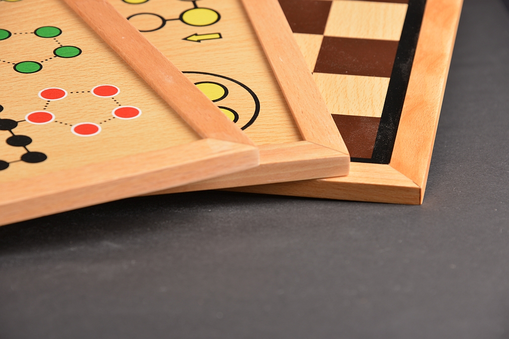 Spielesammlung Holz 100 Möglichkeiten top50spiele-de
